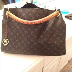 Louis Vuitton purse